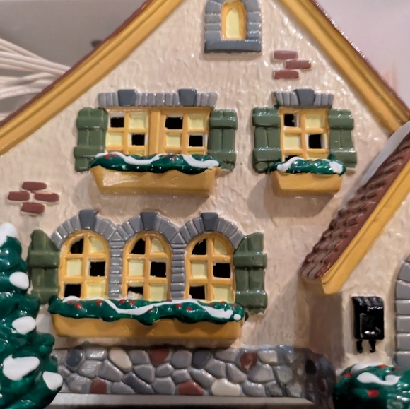 depaerment 56 Carmel Cottage Charming Holiday Village House with Lights - Picture 4 of 6